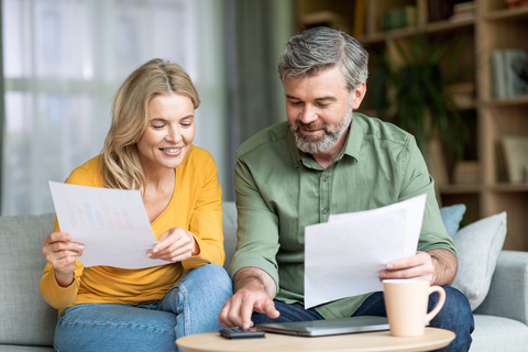 Who Buys Cash Value Life Insurance?